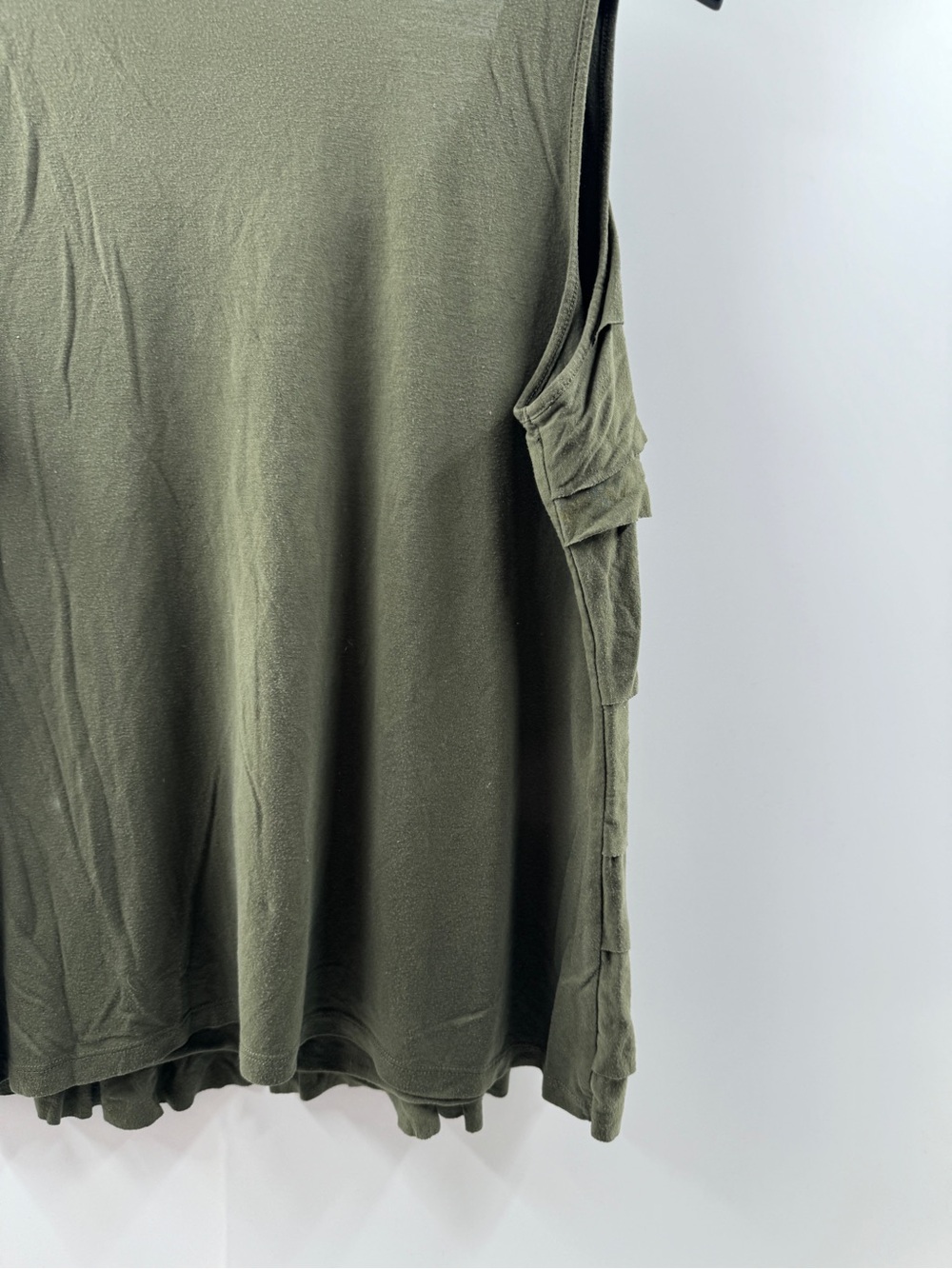 Liz Claiborne Olive Green Ruffle Neck Top – Women's Large - Picture 8 of 8